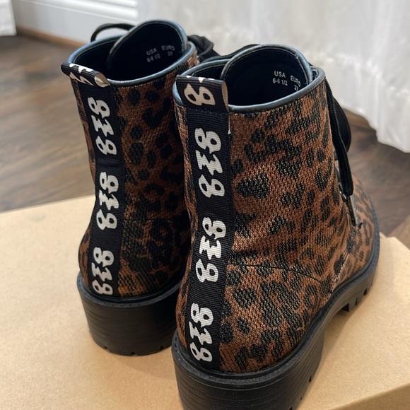 KENDALL + KYLIE
Epic Leopard-Print Combat Boots size 6-6.5 - Picture 5 of 10